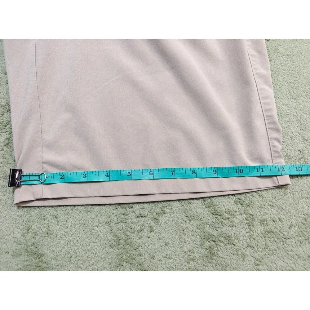Columbia PFG Omni Shield Mens Sz 34 Beige Khaki Fishing Shorts 10 Inseam Pockets